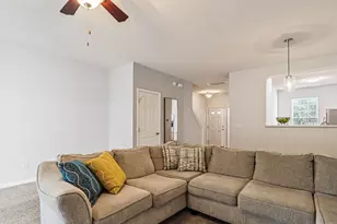 1221 Maroon Dr, Durham, NC 27713 - Photo 6