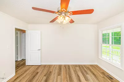 2919 Glebe Road, Henderson, NC 27537 - Photo 4