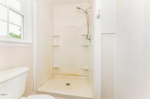2919 Glebe Rd, Henderson, NC 27537 - Photo 18