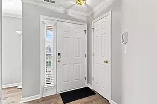 370 Bubble Creek Ct, Fayetteville, NC 28311 - Photo 4
