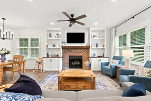 552 N Orange St, Coats, NC 27521 - Photo 6
