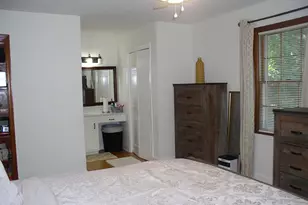 229 Perry St, Henderson, NC 27536 - Photo 16
