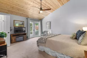 104 Lakewater Dr, Cary, NC 27511 - Photo 22