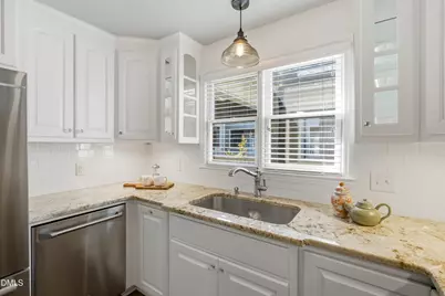 750 Washington Street #302, Raleigh, NC 27605 - Photo 8