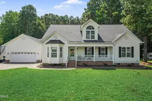 122 Rustic Ln, Smithfield, NC 27577 - Photo 2