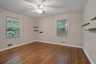 4025 Balsam Dr, Raleigh, NC 27612 - Photo 38