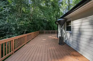 4025 Balsam Dr, Raleigh, NC 27612 - Photo 8