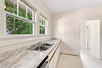 3123 Stanhope Avenue, Raleigh, NC 27607 - Photo 16