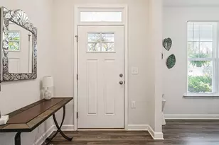 816 Logan Meadow Ct, Fuquay-Varina, NC 27526 - Photo 4