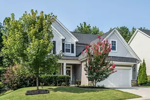 816 Logan Meadow Ct, Fuquay-Varina, NC 27526 - Photo 2