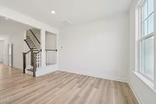 658 Sefton Park Dr, Zebulon, NC 27597 - Photo 2
