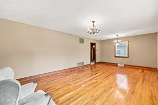 315 Robbins Rd, Durham, NC 27703 - Photo 26