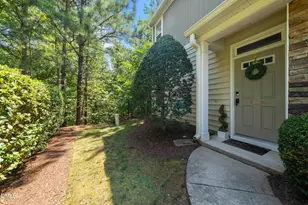 4961 Lady of the Lake Dr, Raleigh, NC 27612 - Photo 4