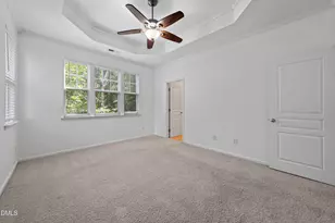 4961 Lady of the Lake Dr, Raleigh, NC 27612 - Photo 20