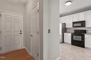 3048 Settle In Ln, Raleigh, NC 27614 - Photo 10
