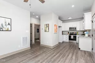 1305 E Willowbrook Dr, Burlington, NC 27215 - Photo 10