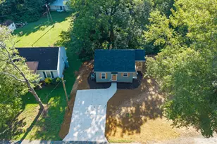 1305 E Willowbrook Dr, Burlington, NC 27215 - Photo 28