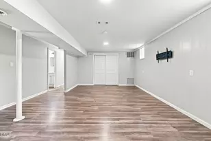 8718 Rollingwood Rd, Chapel Hill, NC 27516 - Photo 14