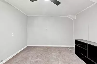8718 Rollingwood Road, Chapel Hill, NC 27516 - Photo 20
