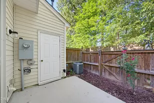 1610 Brook Fern Way, Raleigh, NC 27609 - Photo 24