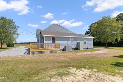 754 5 Points Road, Benson, NC 27504 - Photo 30