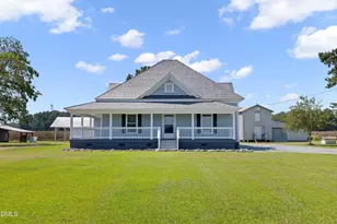 754 5 Points Rd, Benson, NC 27504 - Photo 2