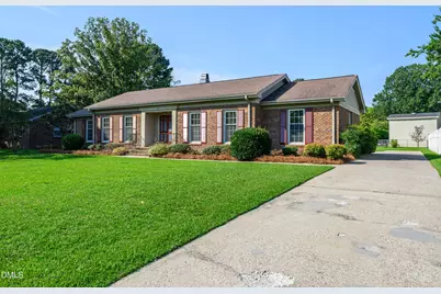 1106 Crestview Drive, Tarboro, NC 27886 - Photo 2