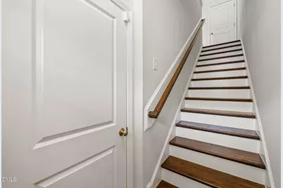 1039 Commack Drive, Durham, NC 27703 - Photo 4