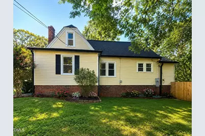 401 Banks Street, Graham, NC 27253 - Photo 2