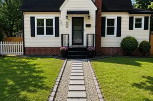 401 Banks St, Graham, NC 27253 - Photo 1