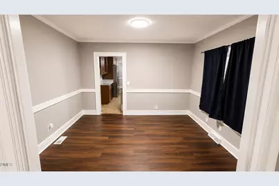 401 Banks Street, Graham, NC 27253 - Photo 32