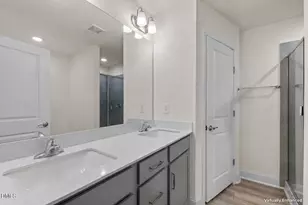 389 Channel Drop Dr, Clayton, NC 27520 - Photo 28