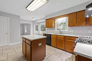 2604 Scribe Ct, Raleigh, NC 27615 - Photo 22