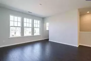 1009 Commack Dr, Durham, NC 27703 - Photo 6
