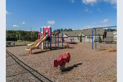 1009 Commack Drive, Durham, NC 27703 - Photo 30