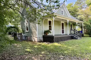 511 N Greensboro Street N, Carrboro, NC 27510 - Photo 2