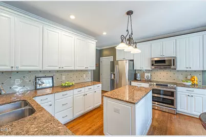 105 Silk Leaf Court, Cary, NC 27518 - Photo 8