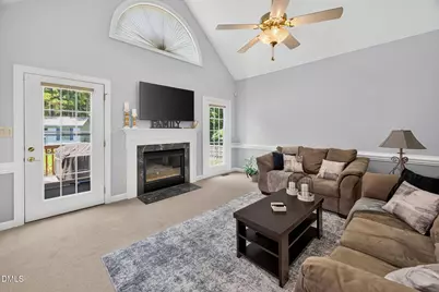 400 La Vista Court, Benson, NC 27504 - Photo 6