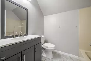424 Newburgh Dr, Fayetteville, NC 28311 - Photo 38