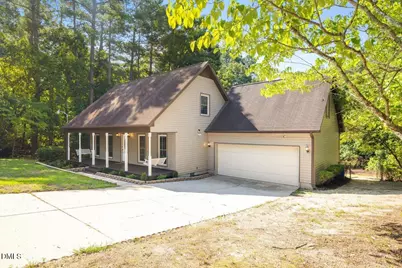 424 Newburgh Drive, Fayetteville, NC 28311 - Photo 2