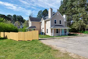 4304 Presley Ct, Raleigh, NC 27604 - Photo 2