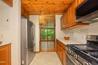 102 Arbutus Place, Chapel Hill, NC 27517 - Photo 14