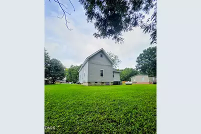 202 Hill Street, Smithfield, NC 27577 - Photo 4