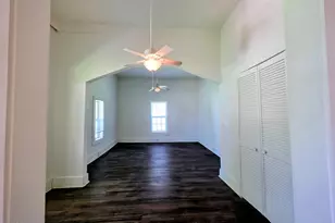 202 Hill St, Smithfield, NC 27577 - Photo 6