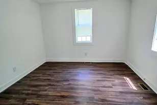 202 Hill St, Smithfield, NC 27577 - Photo 16
