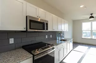 2210 Gathering Sq Ct, Fuquay-Varina, NC 27526 - Photo 2