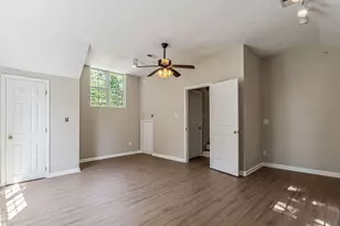 209 Leafgate Ct, Holly Springs, NC 27540 - Photo 32