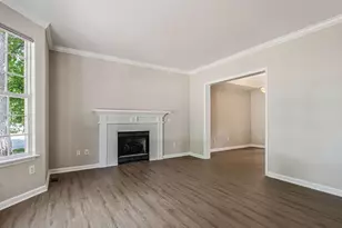 209 Leafgate Ct, Holly Springs, NC 27540 - Photo 8