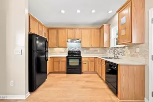 523 Elm Ave, Wake Forest, NC 27587 - Photo 2