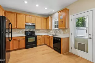 523 Elm Ave, Wake Forest, NC 27587 - Photo 6
